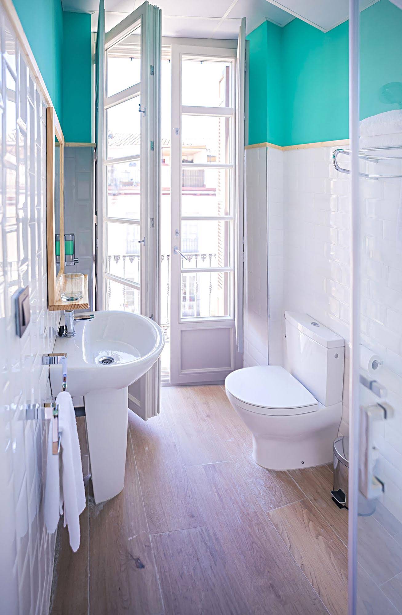 Alcazaba Premium Hostel