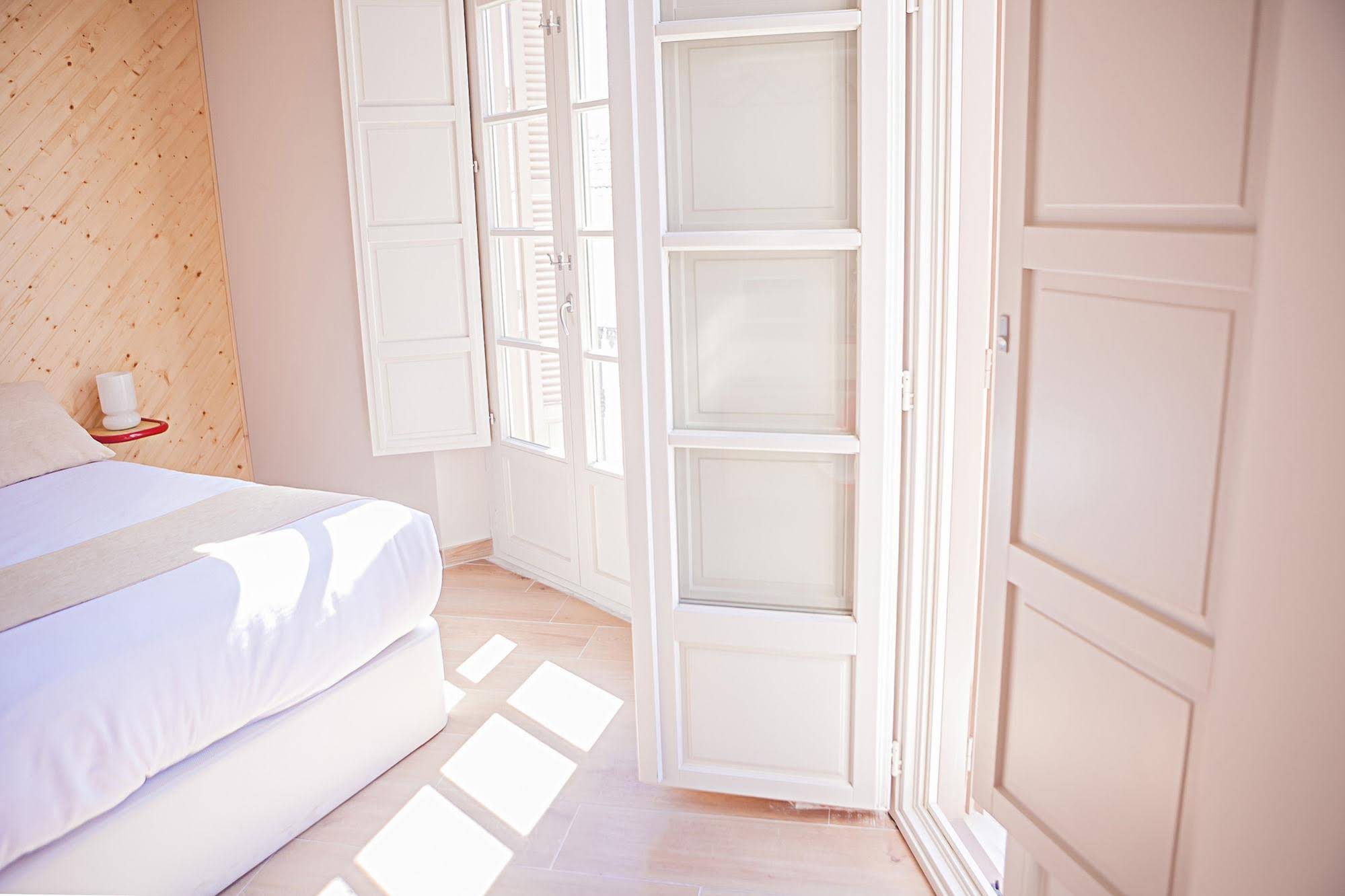 Alcazaba Premium Hostel