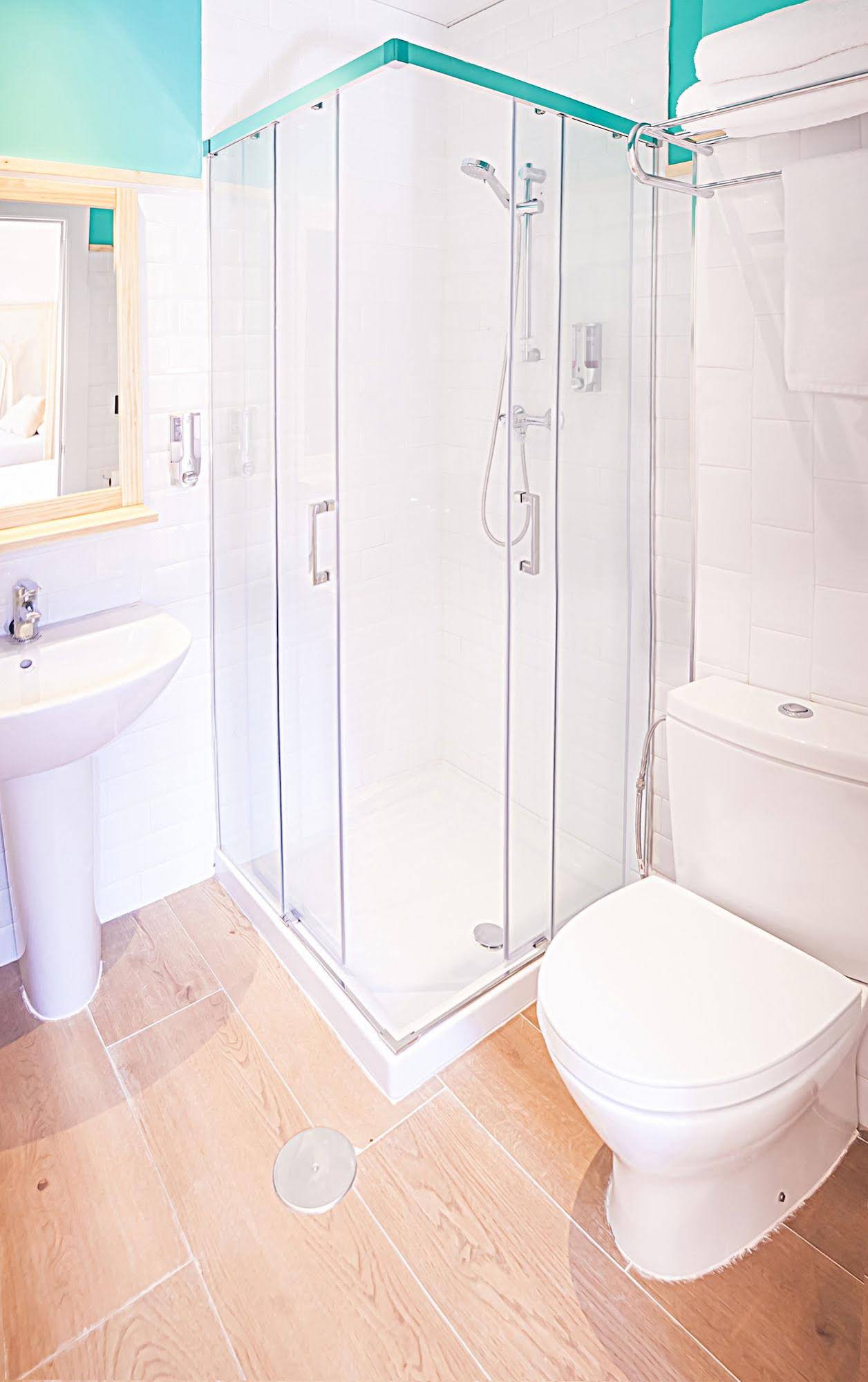 Alcazaba Premium Hostel