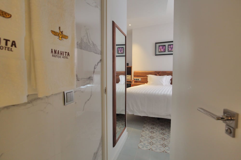 Anahita Boutique Hotel