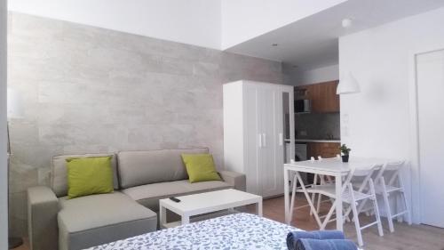 Apartamentos Clavero