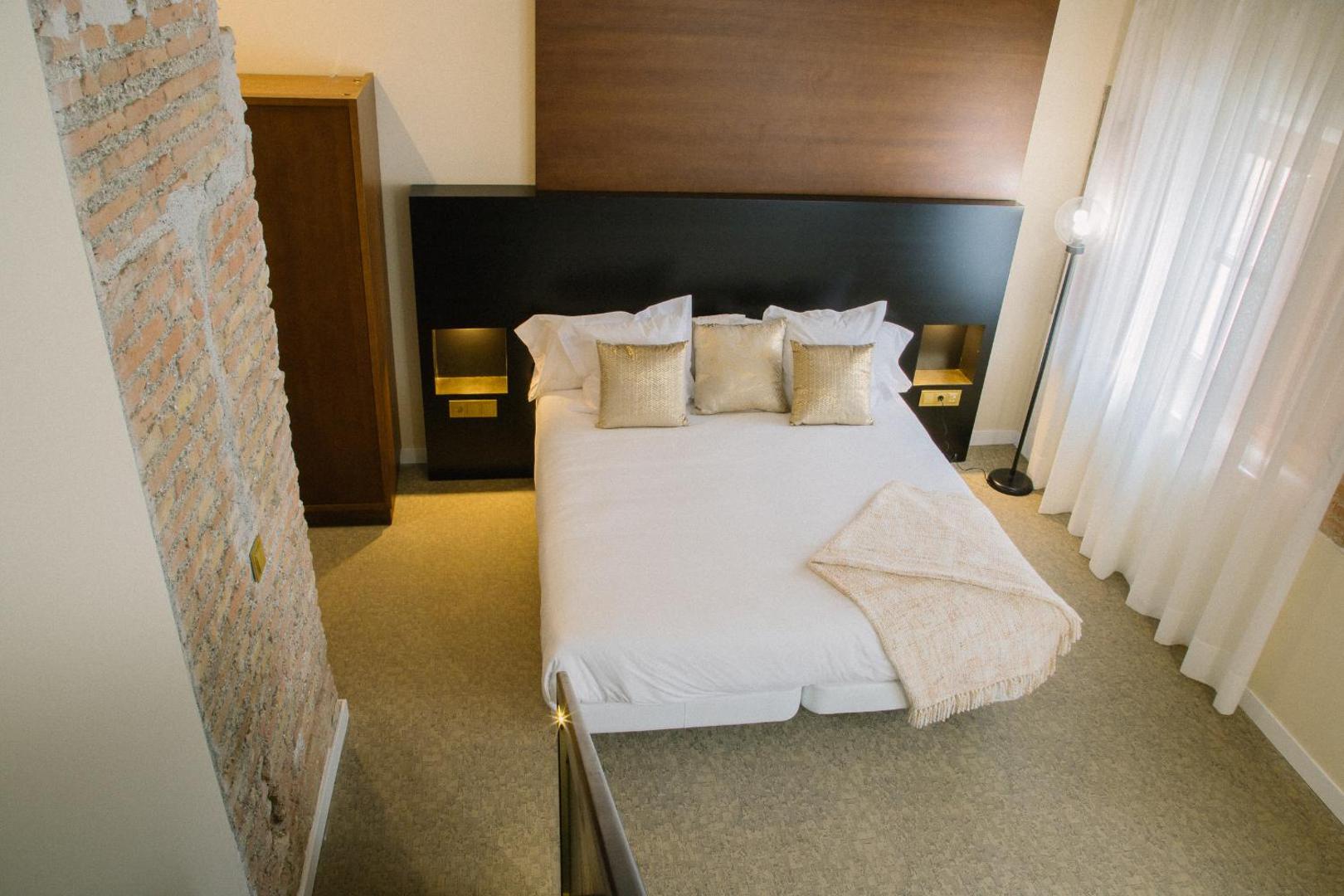 Apartamentos Líbere Málaga Teatro Romano