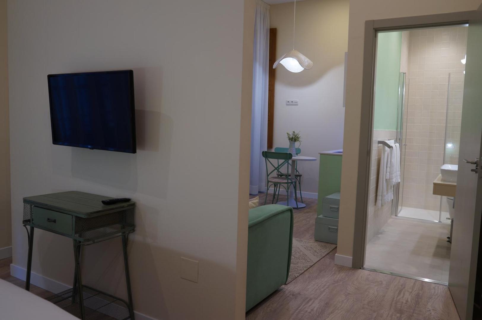 Apartamentos Líbere Málaga Teatro Romano