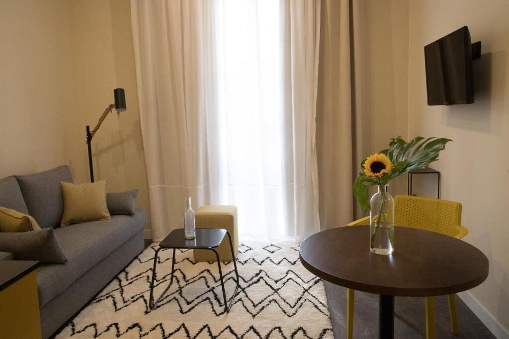 Apartamentos Líbere Málaga Teatro Romano