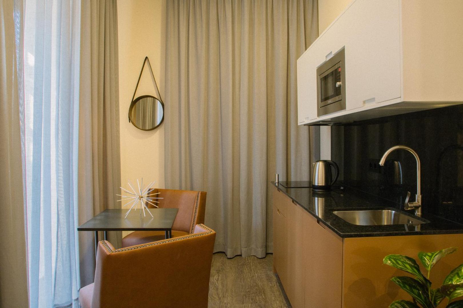 Apartamentos Líbere Málaga Teatro Romano