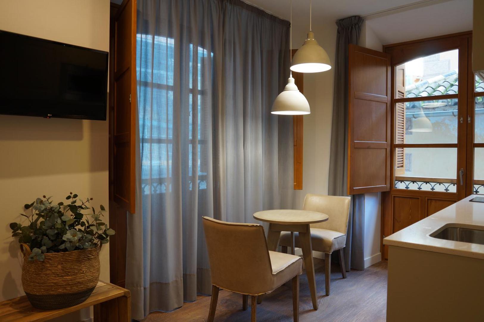 Apartamentos Líbere Málaga Teatro Romano