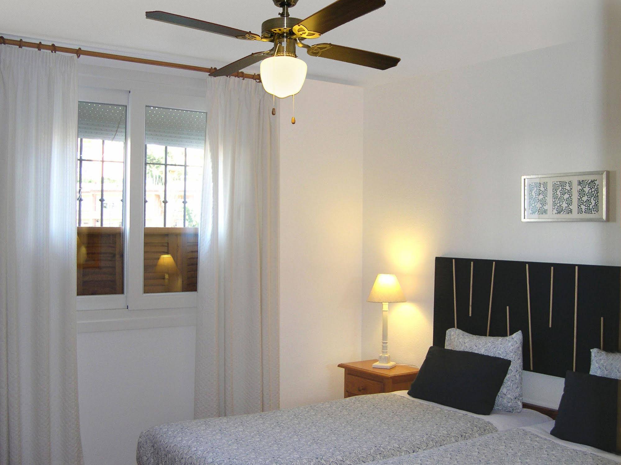 Apartamentos Turísticos La Mundial
