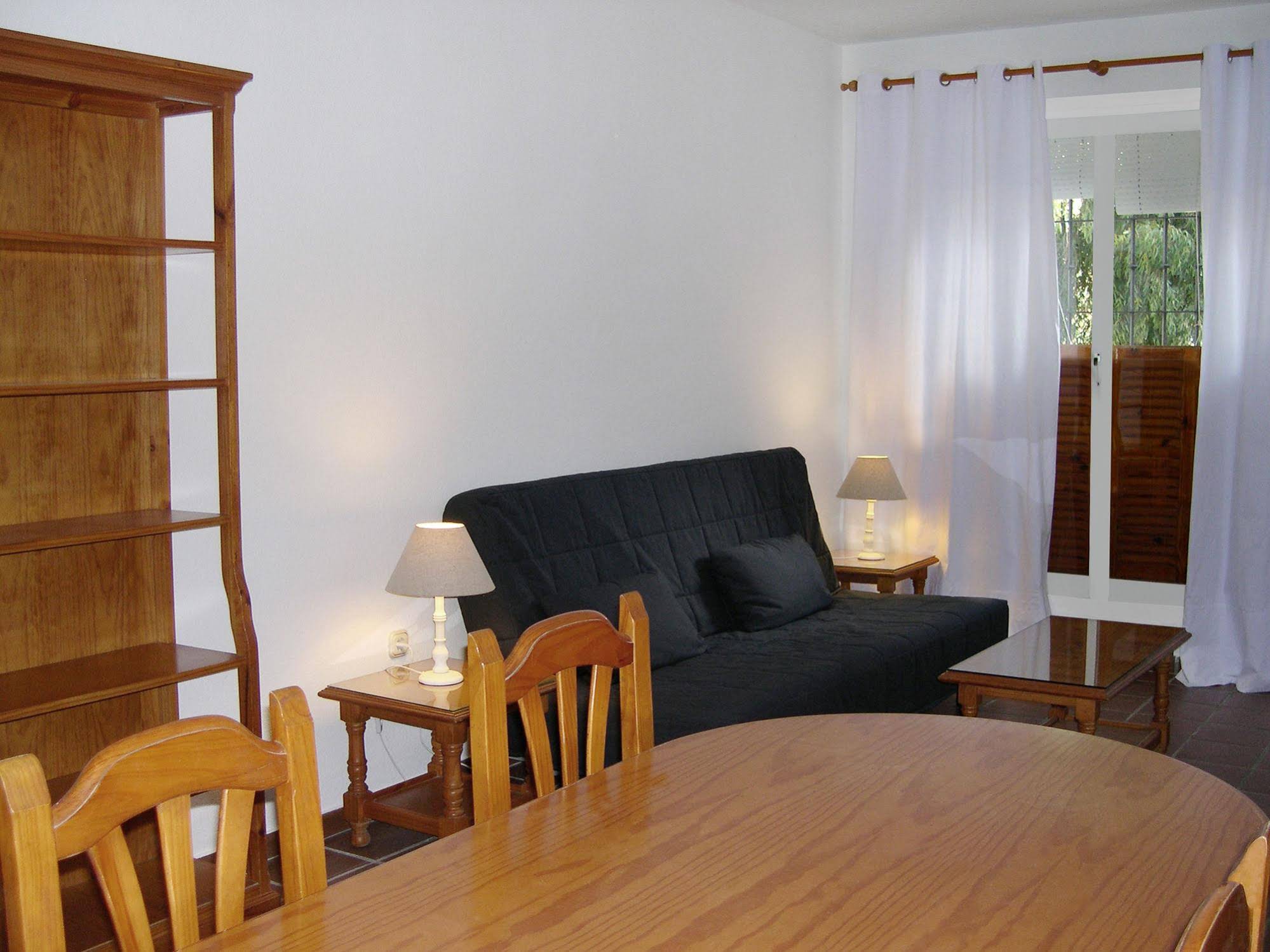 Apartamentos Turísticos La Mundial