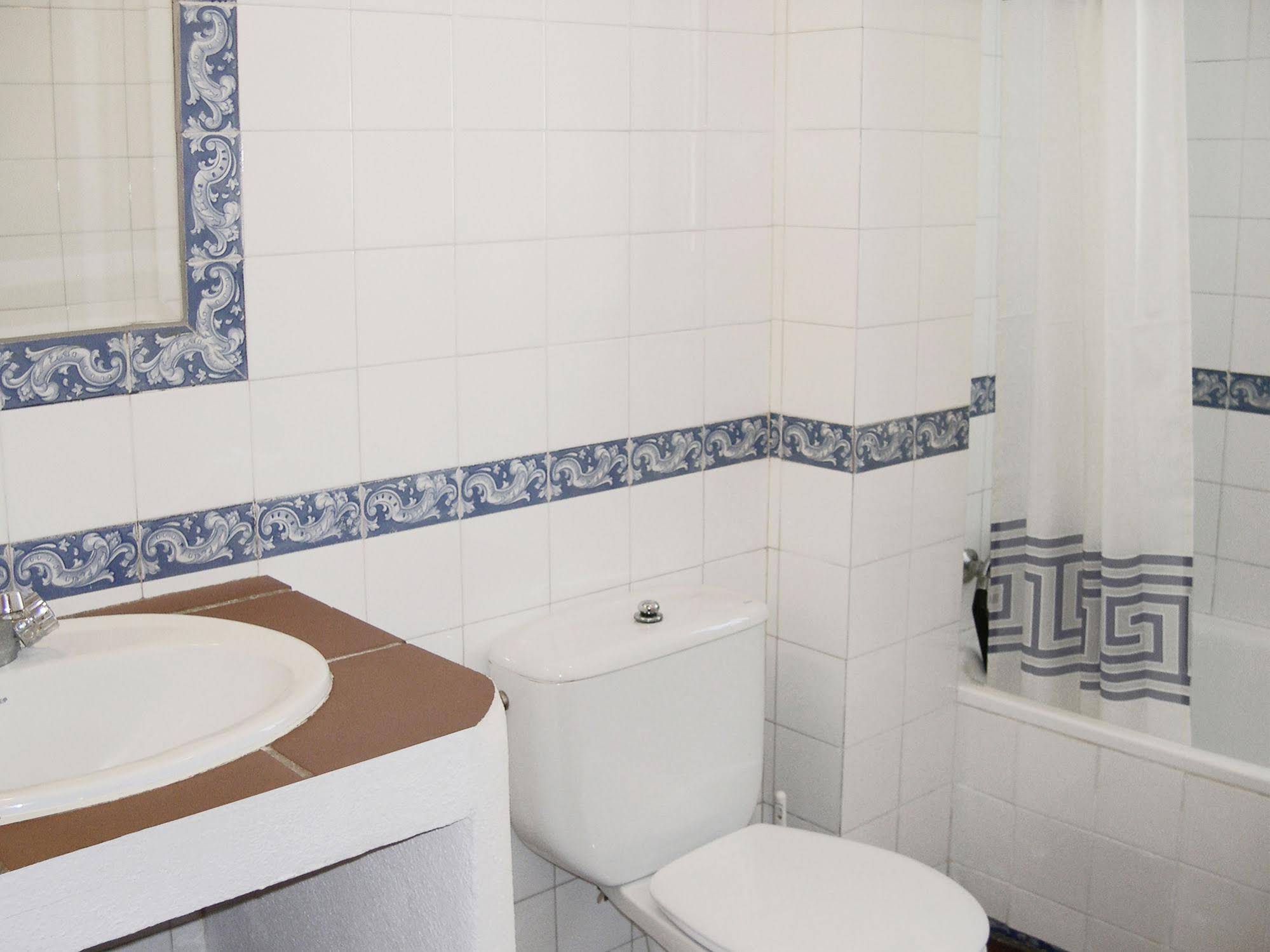 Apartamentos Turísticos La Mundial