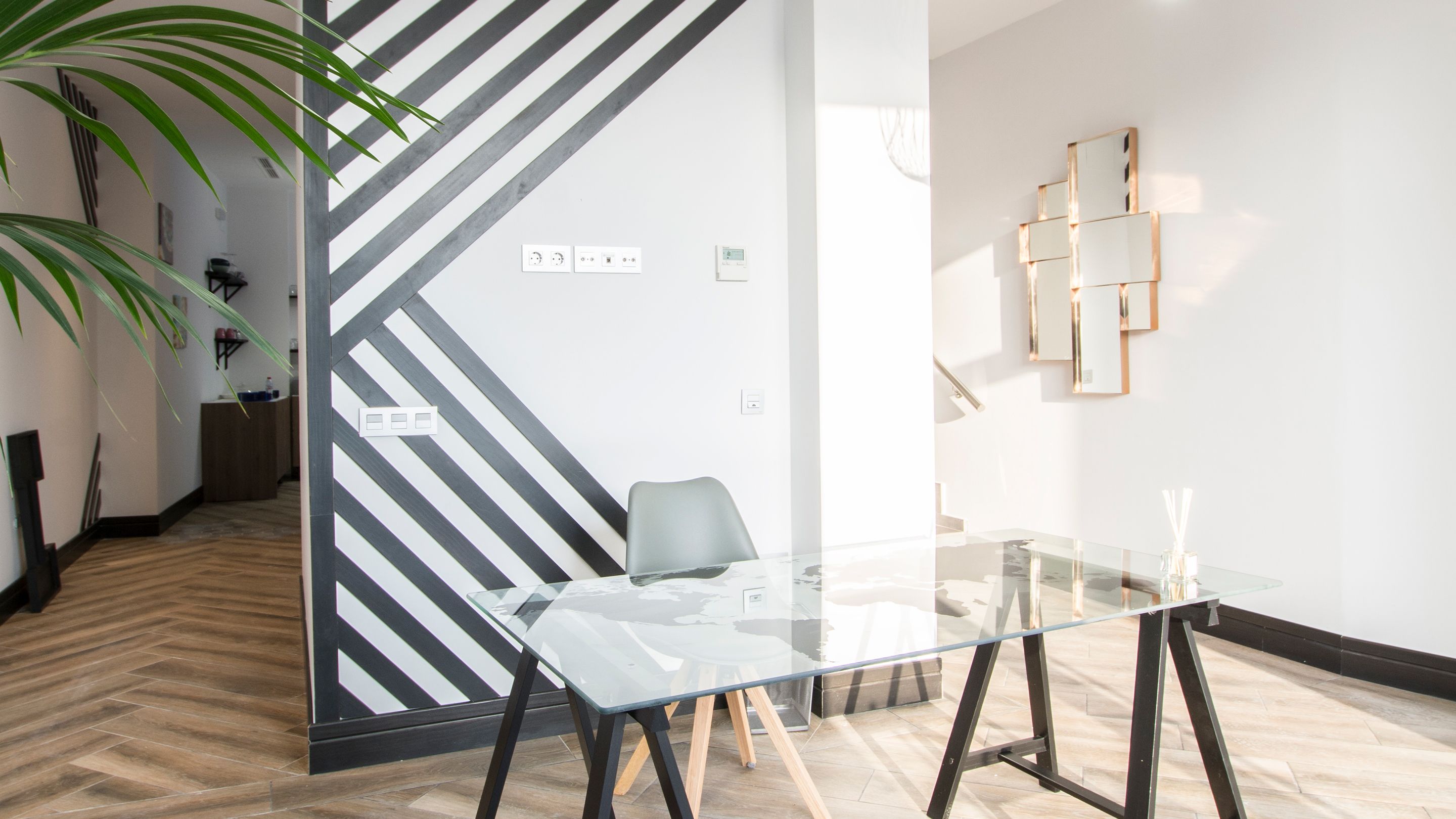 Avenue Rooms