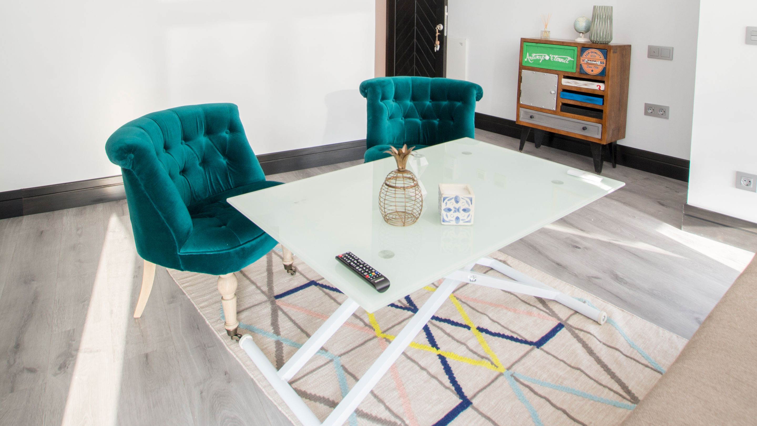 Avenue Rooms