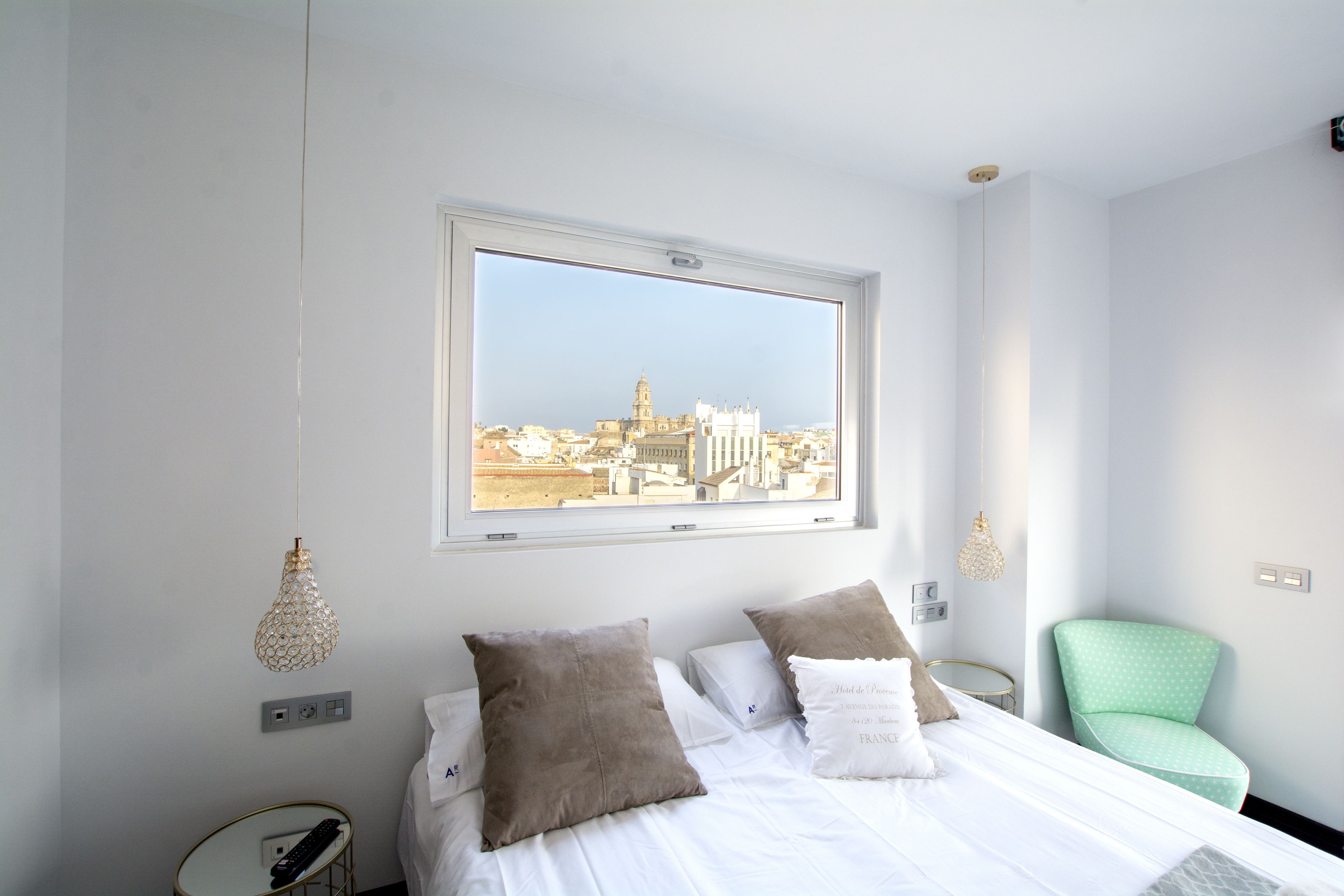 Avenue Rooms