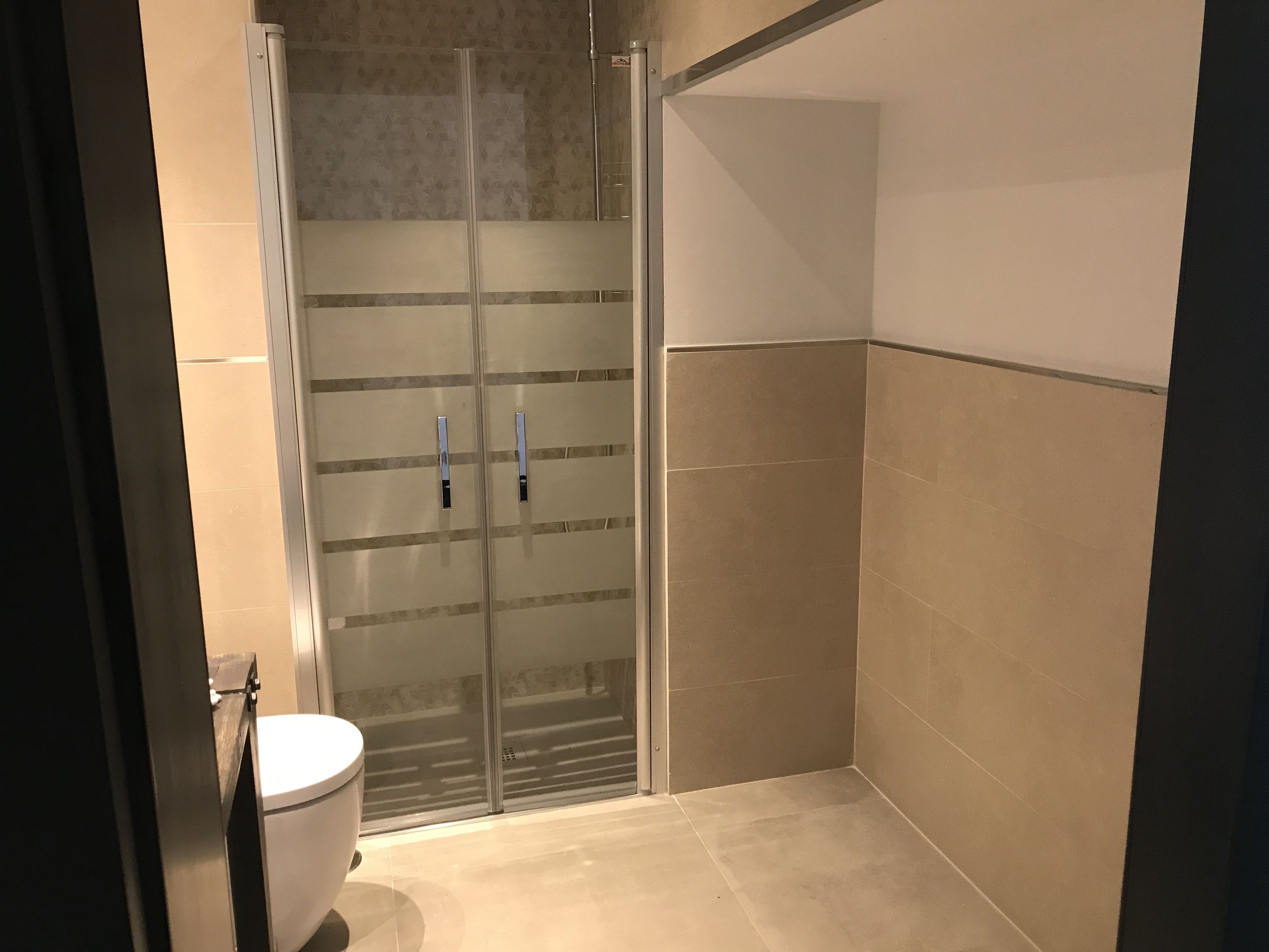 Avenue Rooms