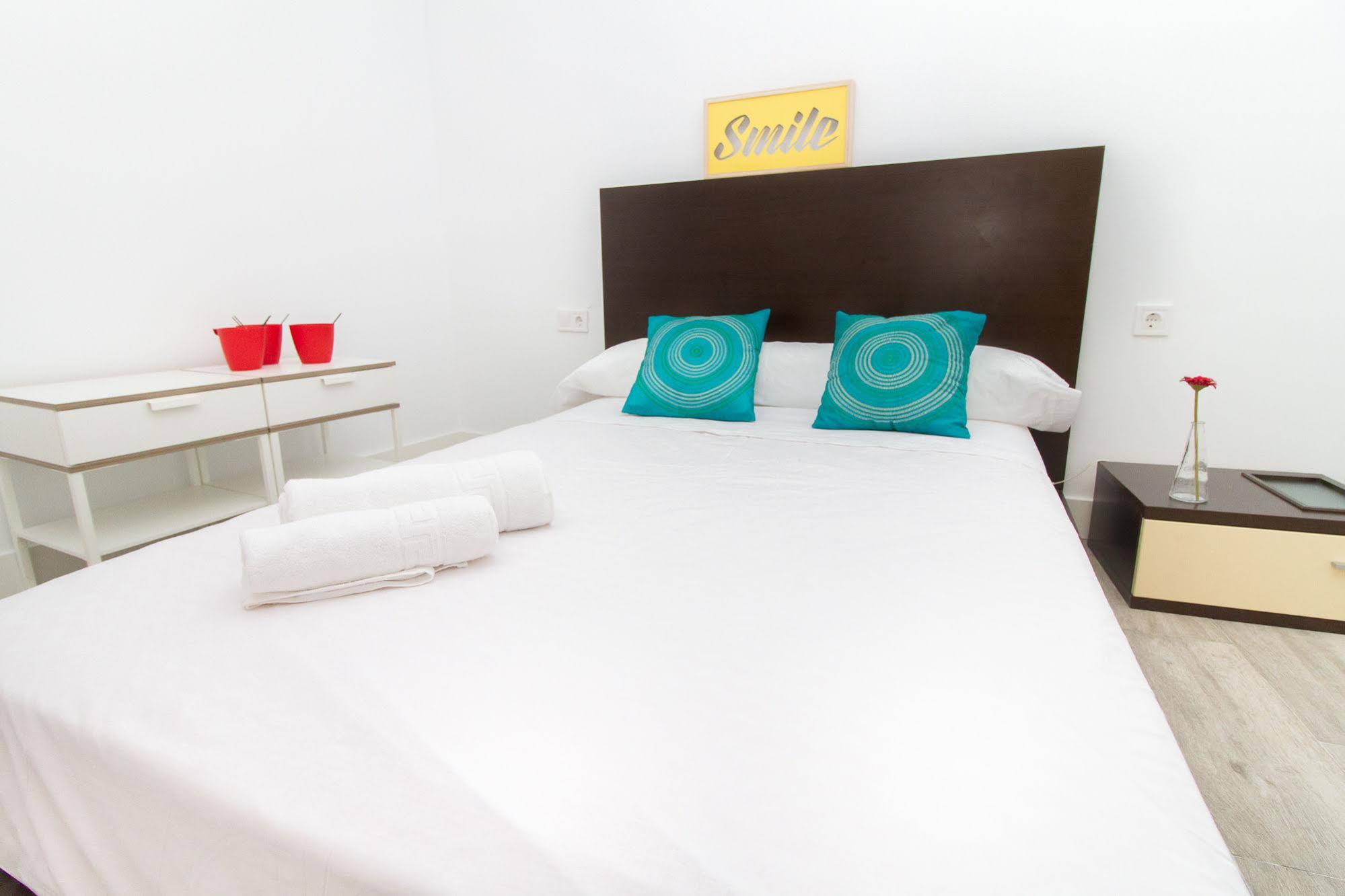 Calle Victoria Modern & Comfortable by La Recepción