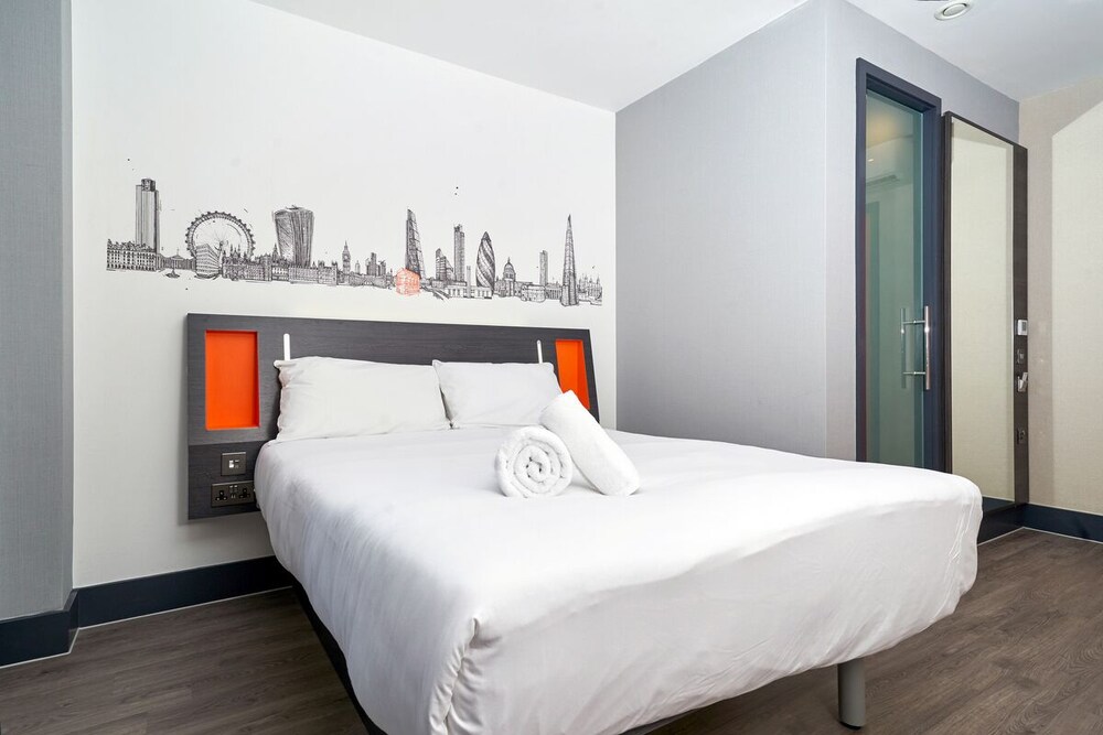 Easyhotel Malaga City Centre