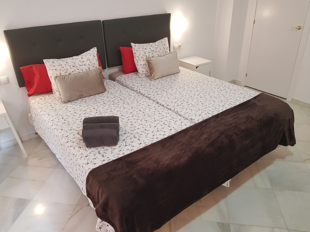 Fan Suites Duquesa