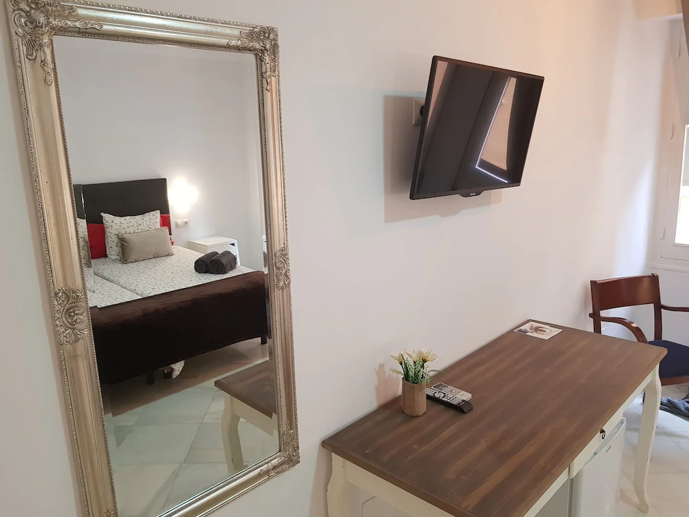 Fan Suites Duquesa
