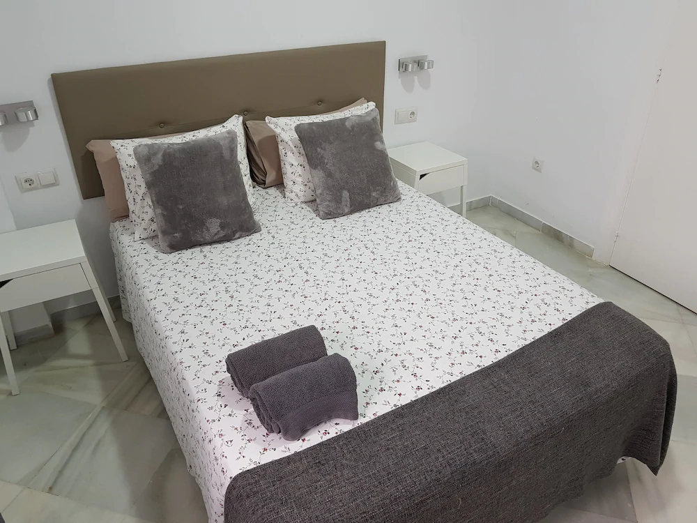 Fan Suites Duquesa