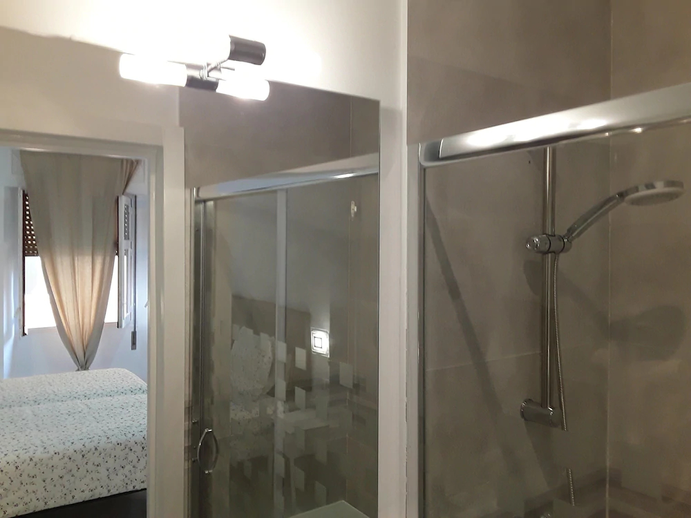 Fan Suites Duquesa