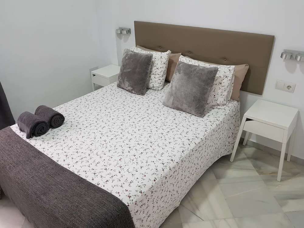 Fan Suites Duquesa