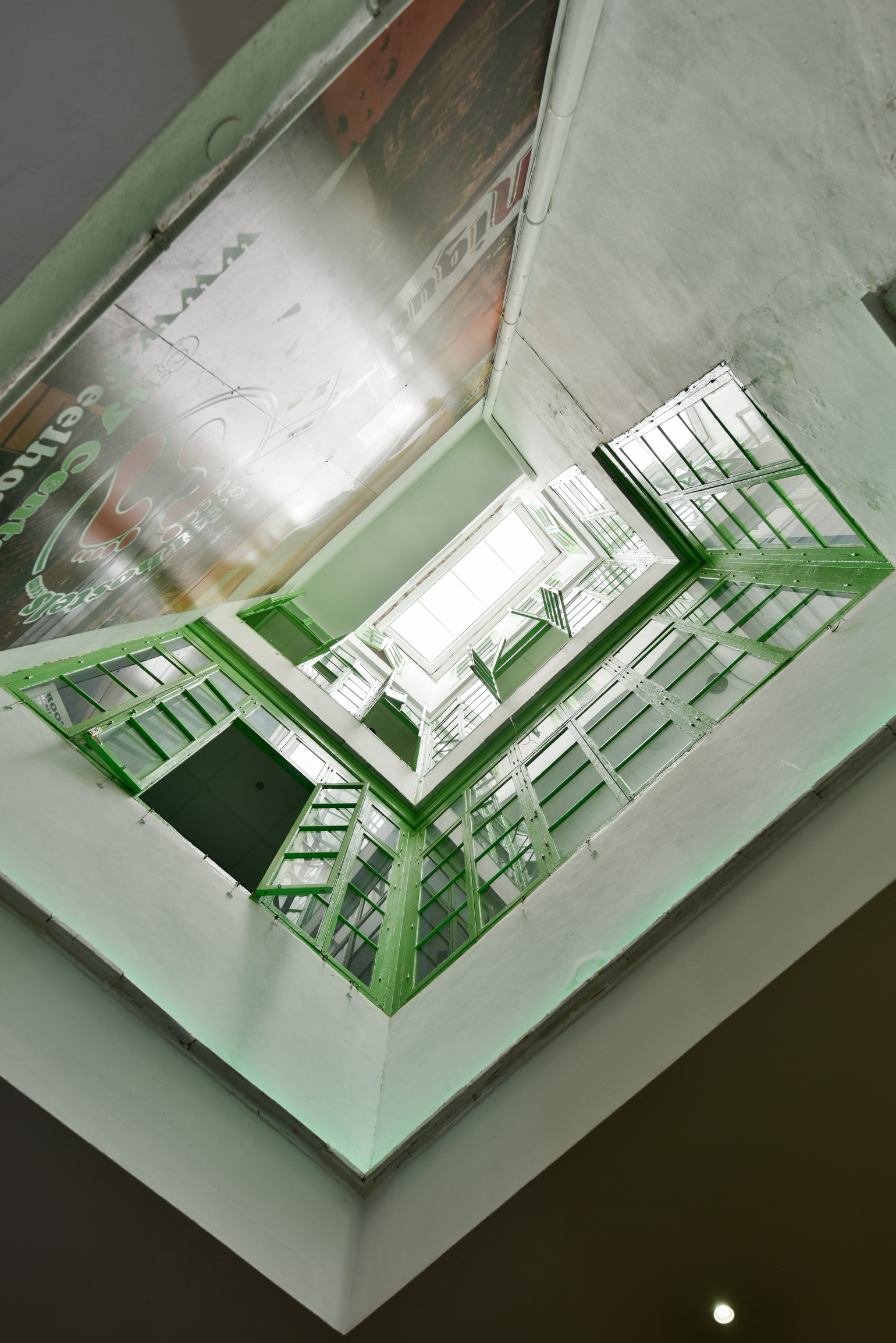 Feel Hostel City Center