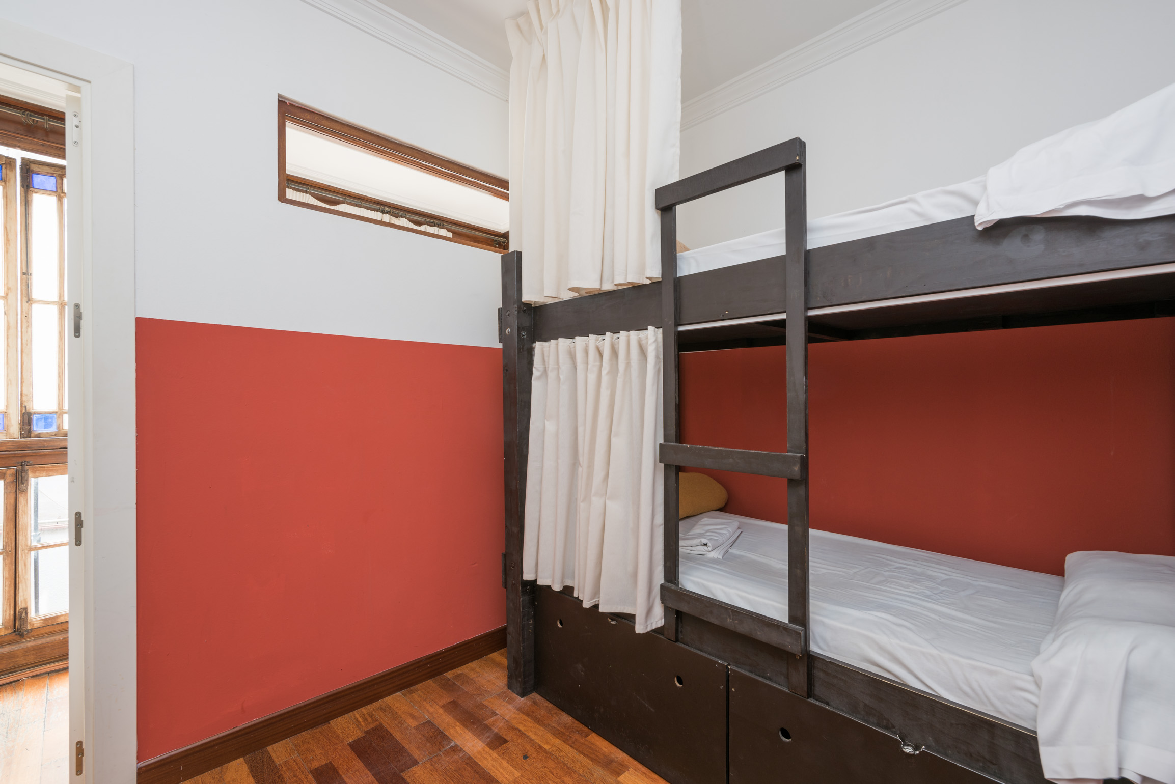 Feel Hostel City Center