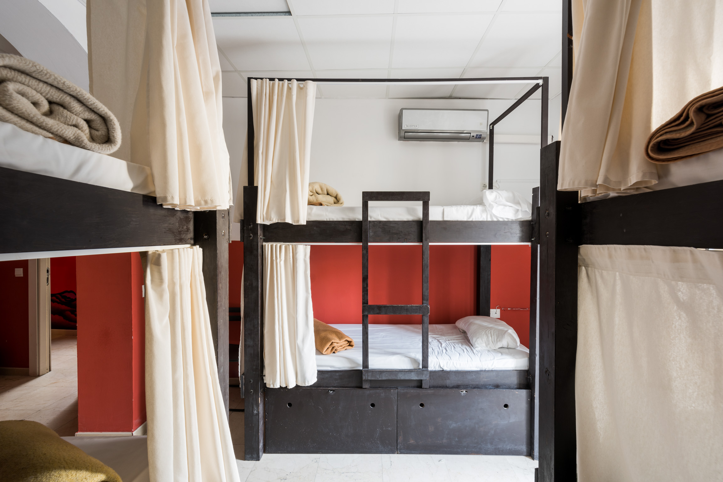 Feel Hostel City Center