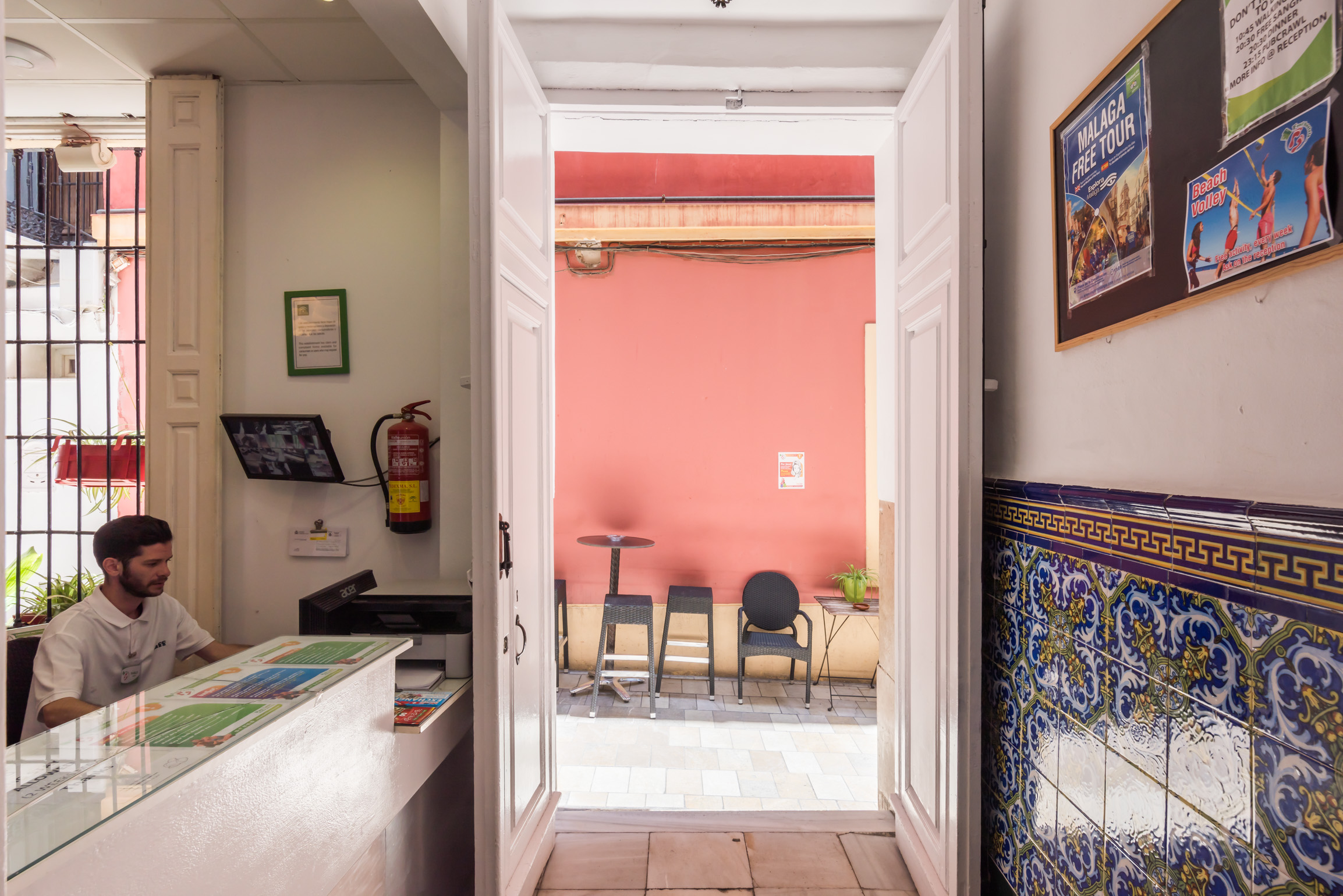 Feel Hostel City Center