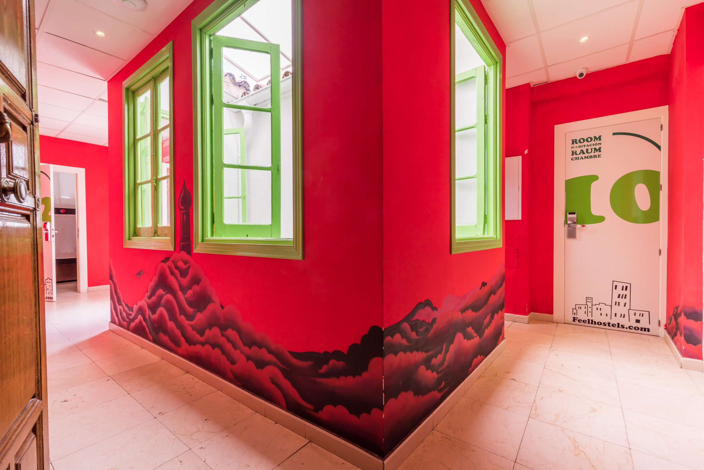 Feel Hostel City Center