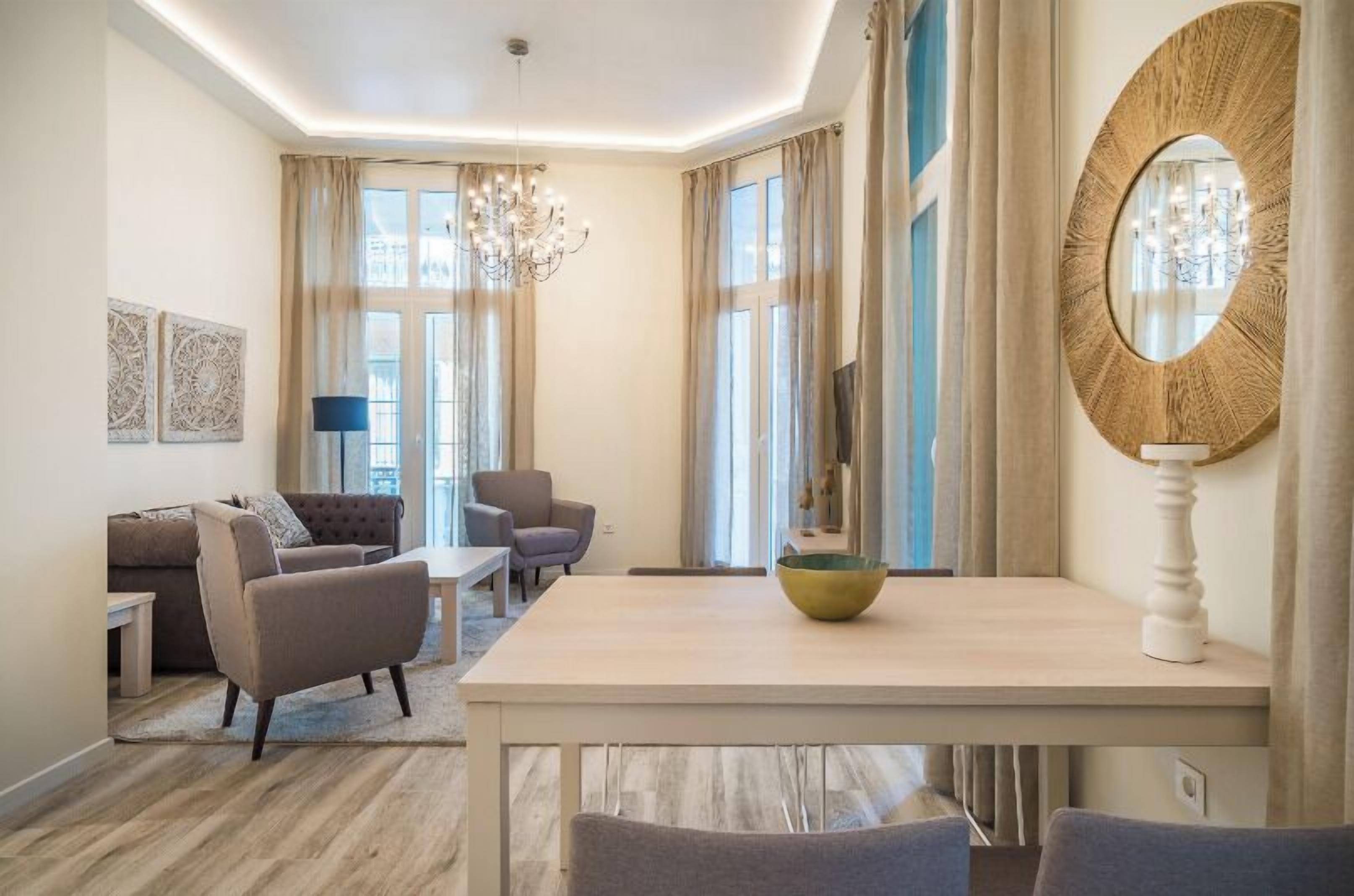 Fresh Velazquez Apartments