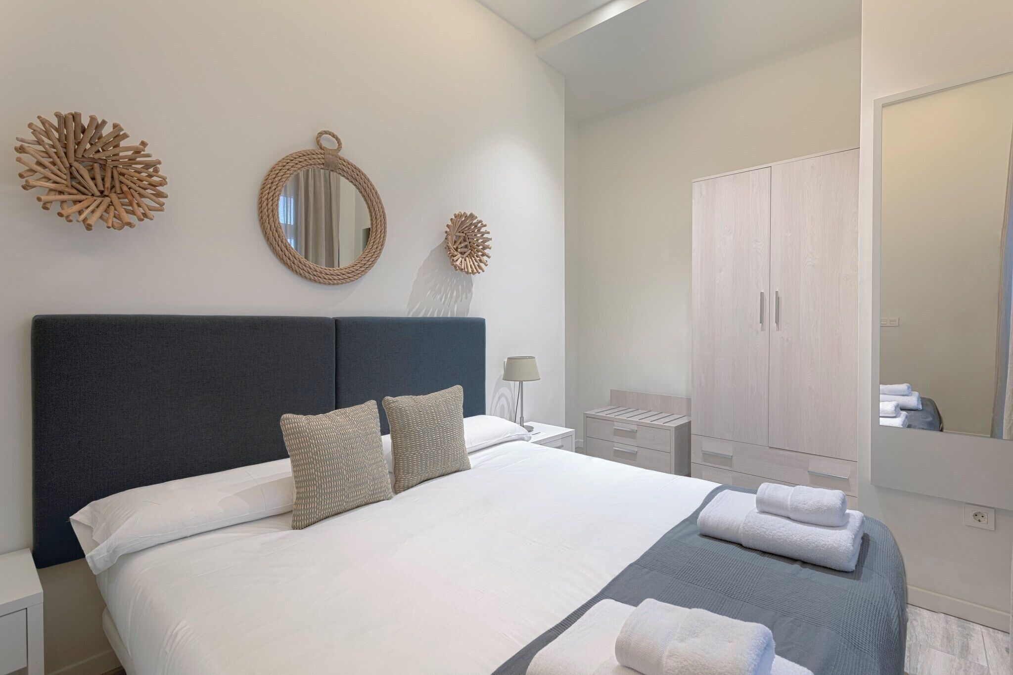 Fresh Velazquez Apartments