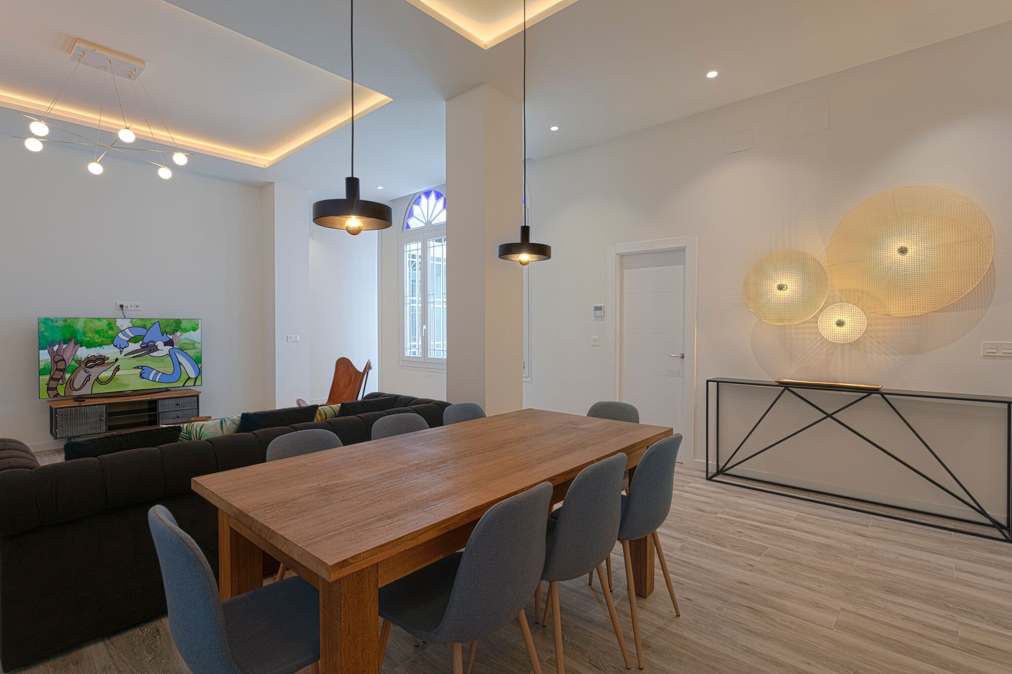 Fresh Velazquez Apartments