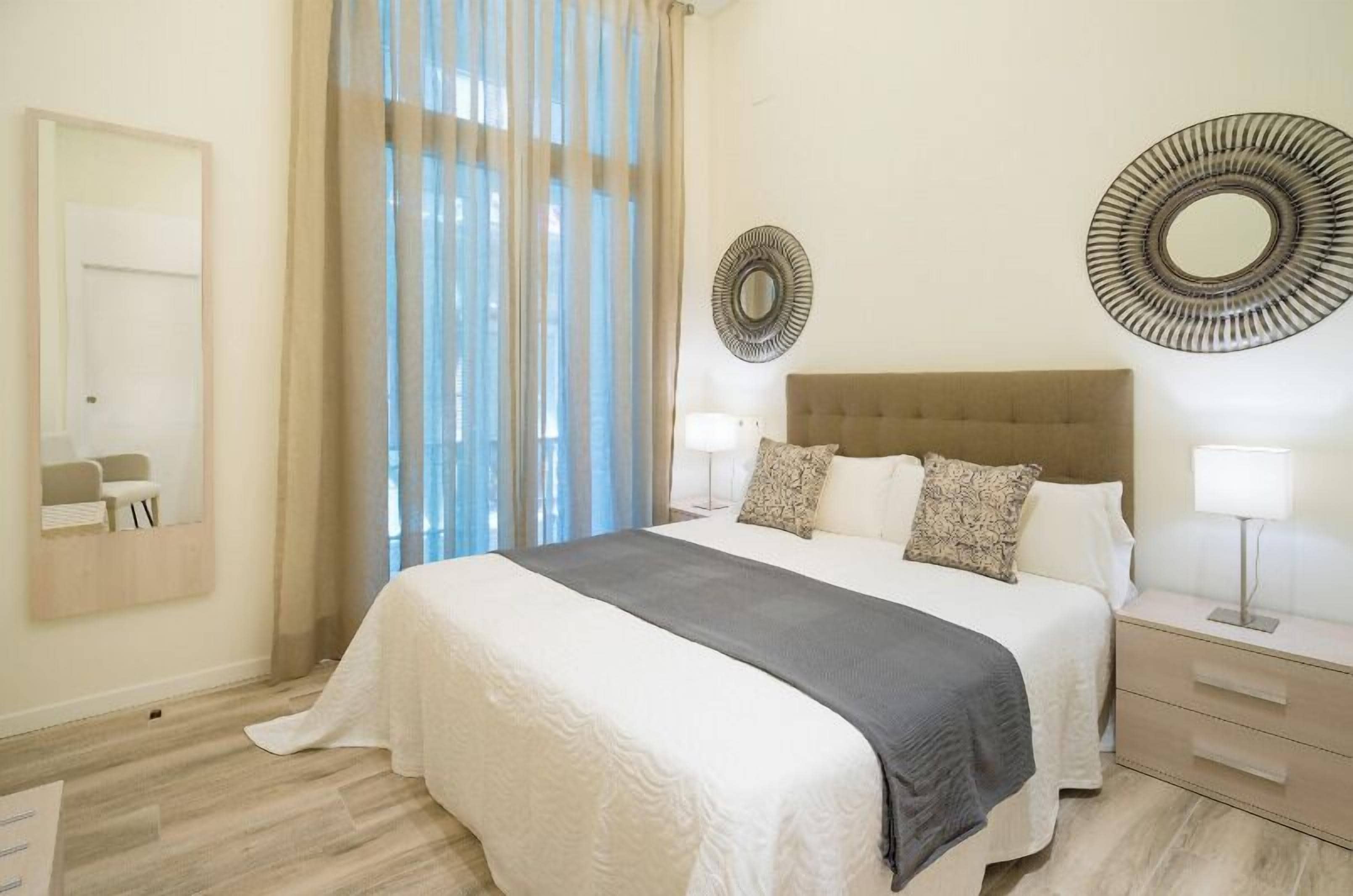 Fresh Velazquez Apartments