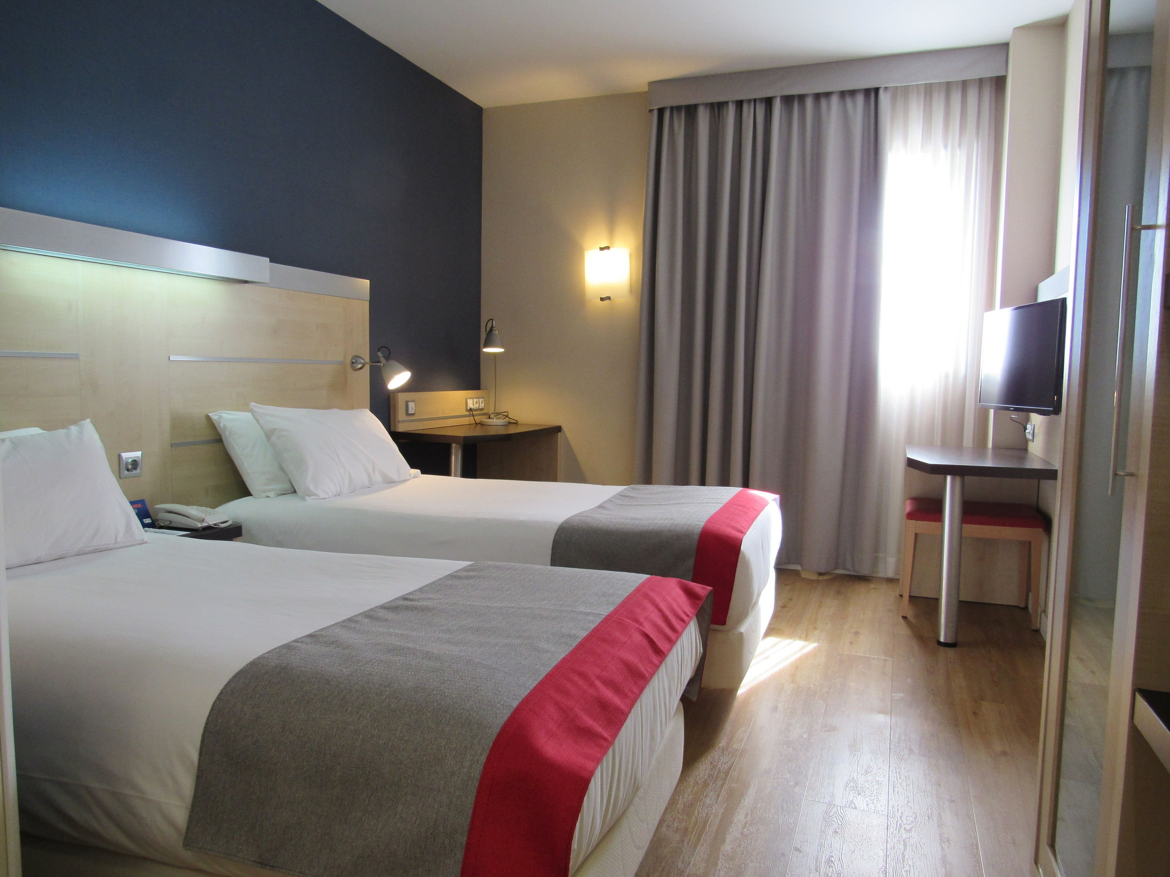 Holiday Inn Express Málaga - Aeropuerto