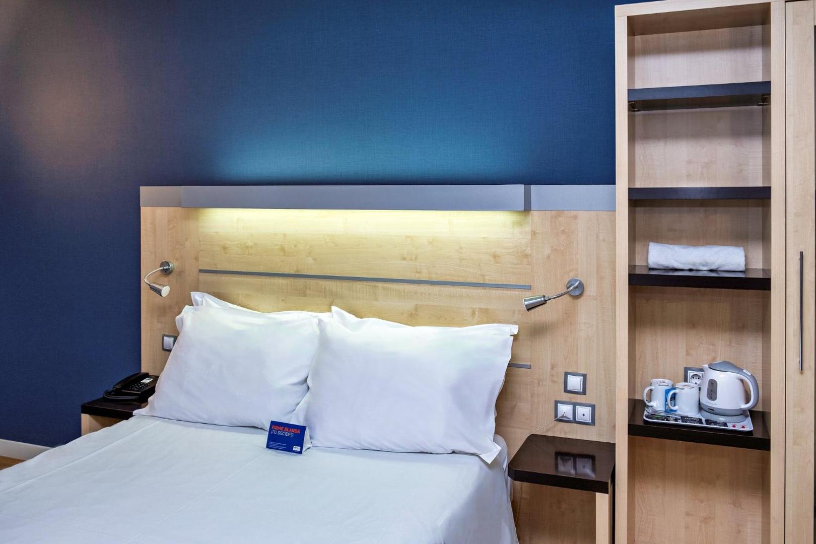 Holiday Inn Express Málaga - Aeropuerto