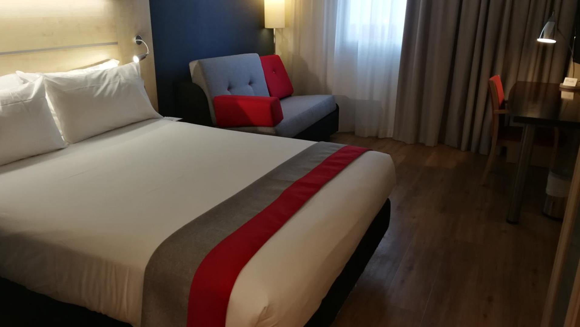 Holiday Inn Express Málaga - Aeropuerto