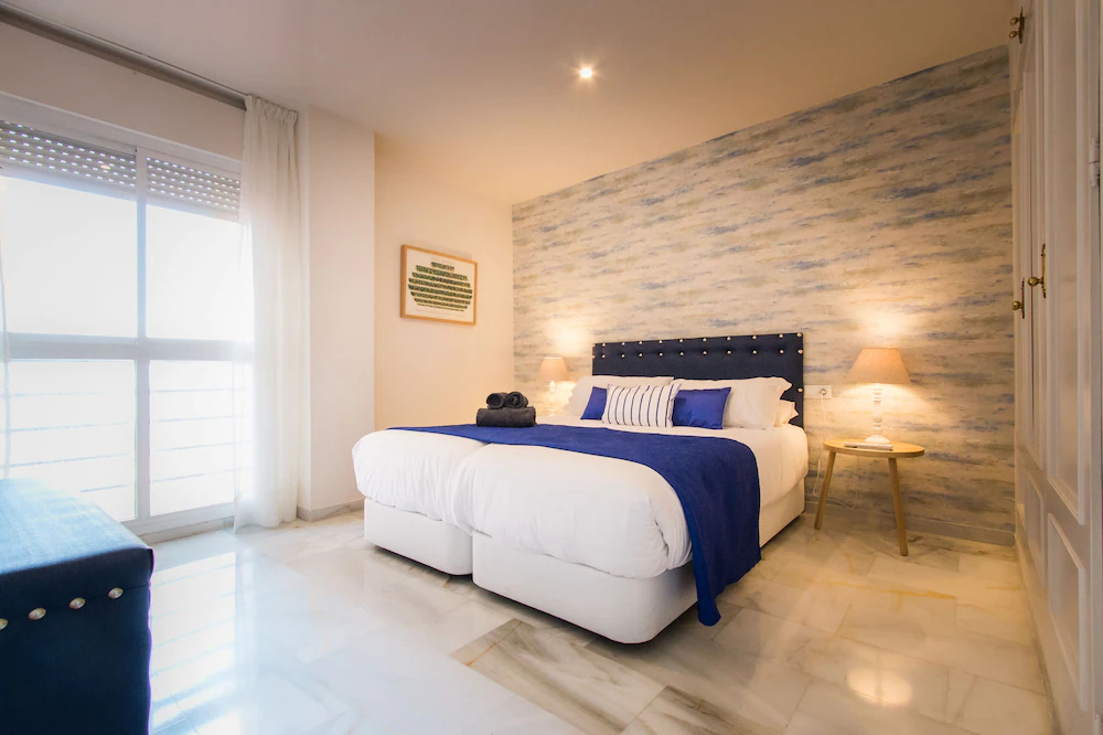 Holidays2Malaga Malagueta Beach