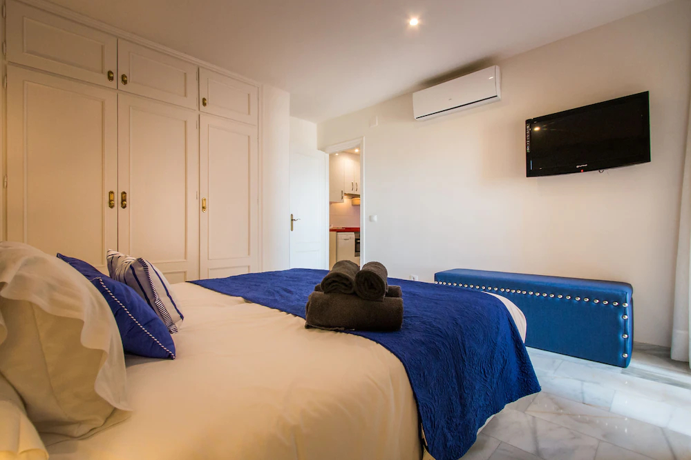 Holidays2Malaga Malagueta Beach