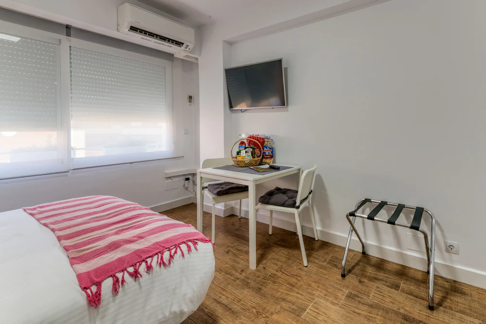 Holidays2Malaga Malagueta Beach
