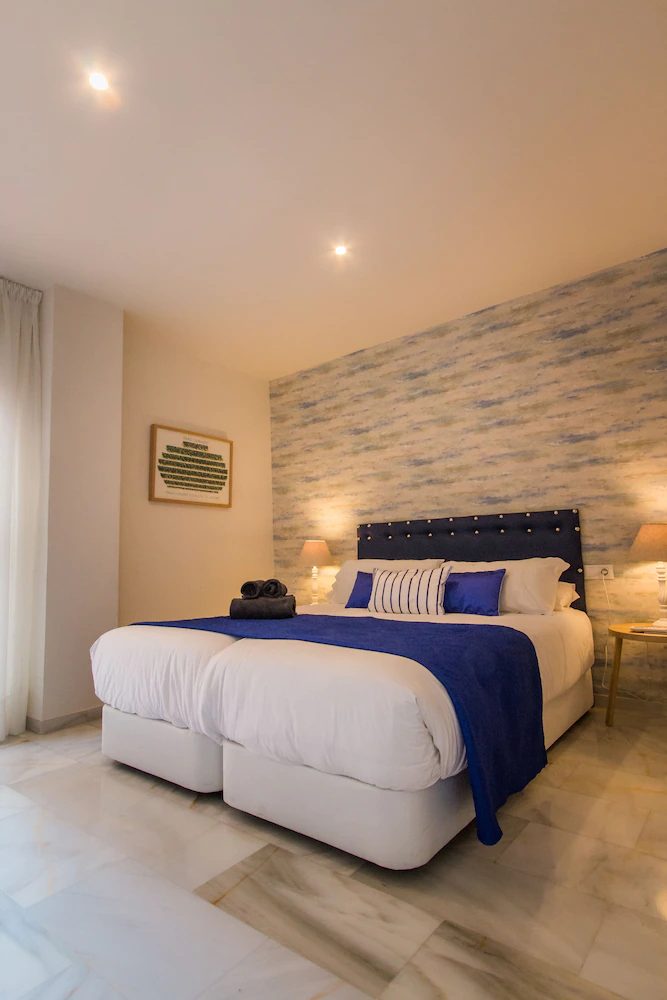 Holidays2Malaga Malagueta Beach
