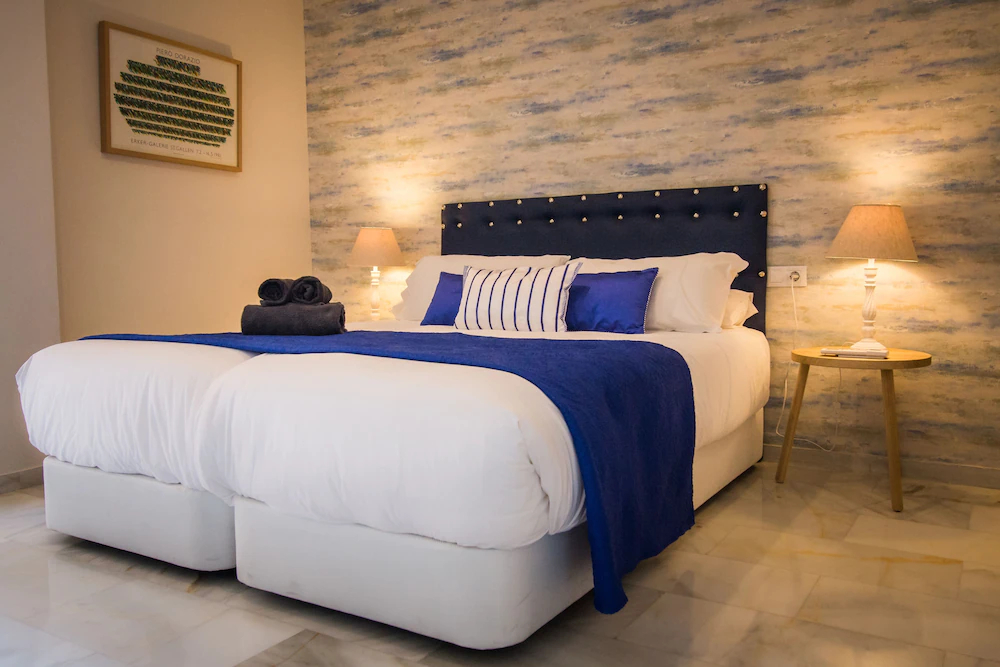 Holidays2Malaga Malagueta Beach