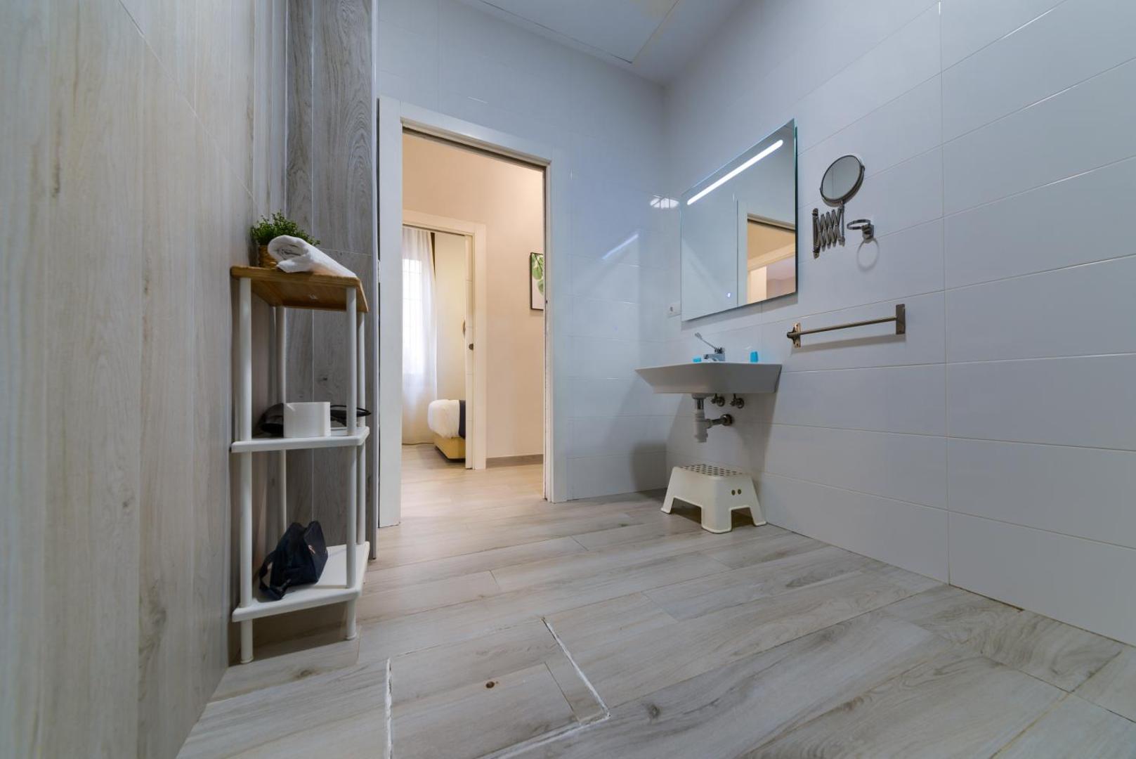 Holidays2Malaga Suites