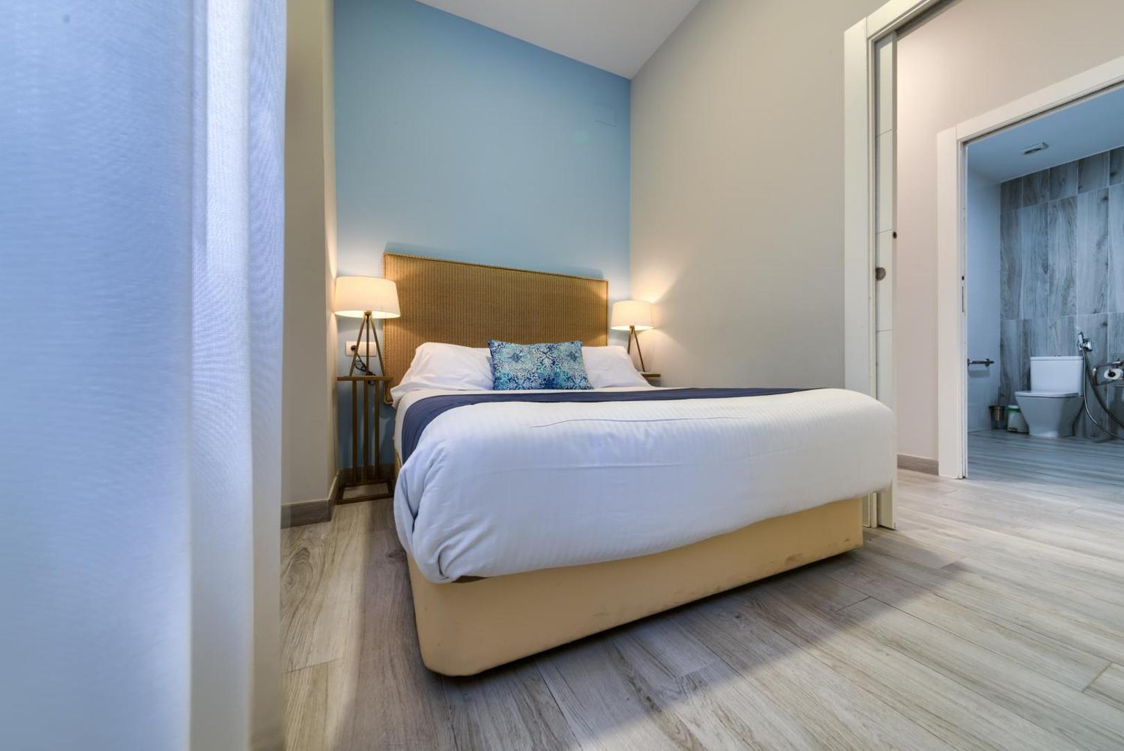 Holidays2Malaga Suites