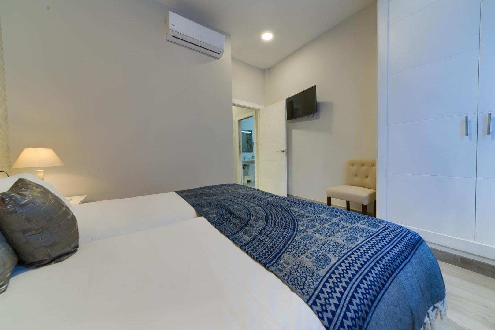 Holidays2Malaga Suites