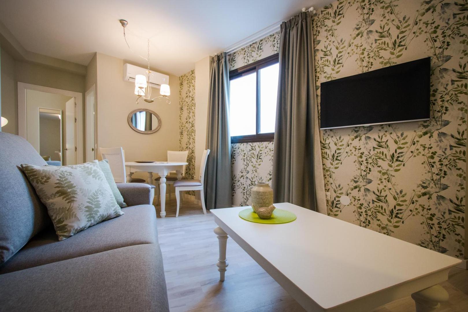 Holidays2Malaga Suites