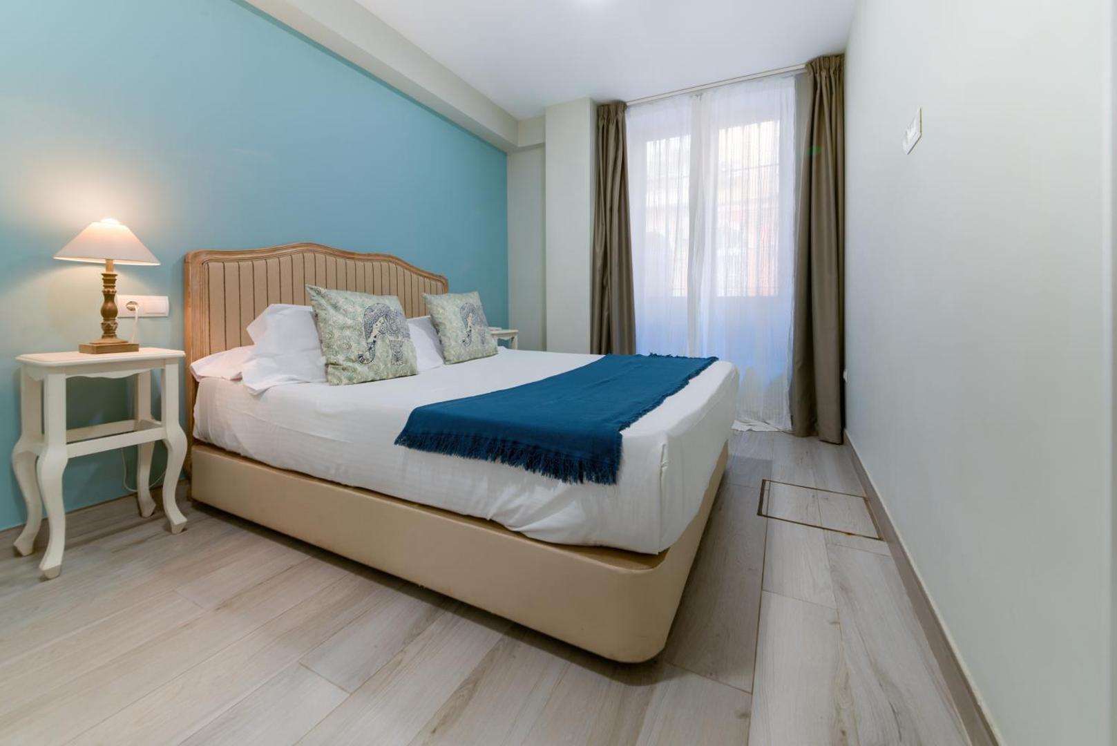 Holidays2Malaga Suites