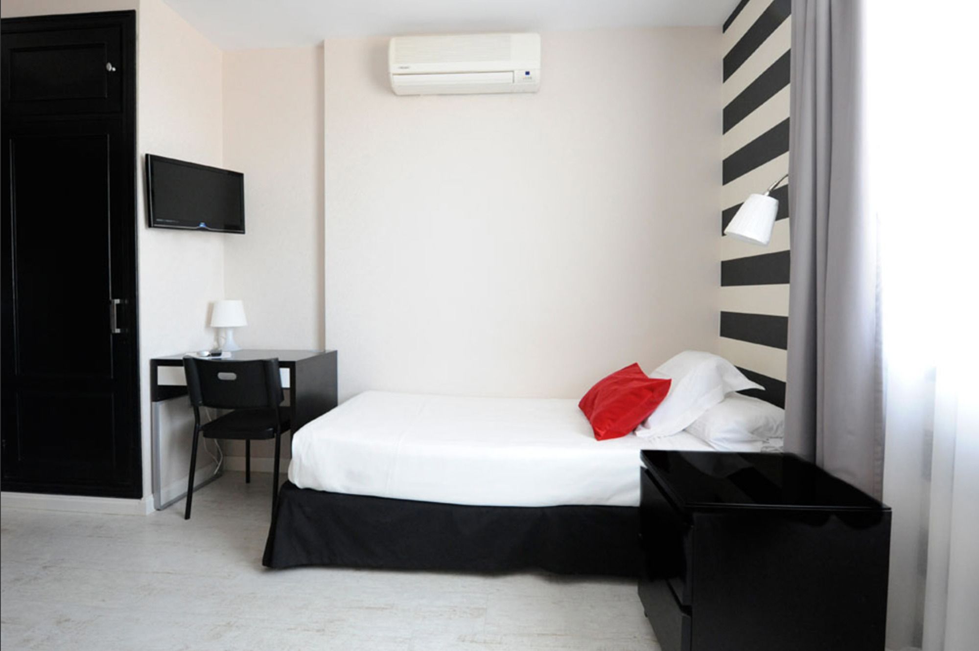 Hostal Domus