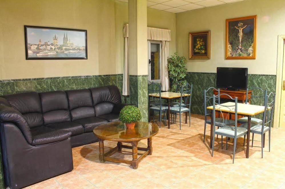 Hostal La Casa de Enfrente