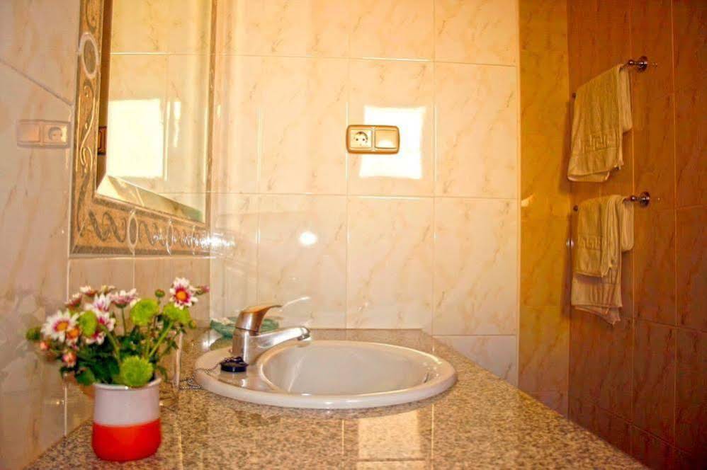 Hostal La Casa de Enfrente