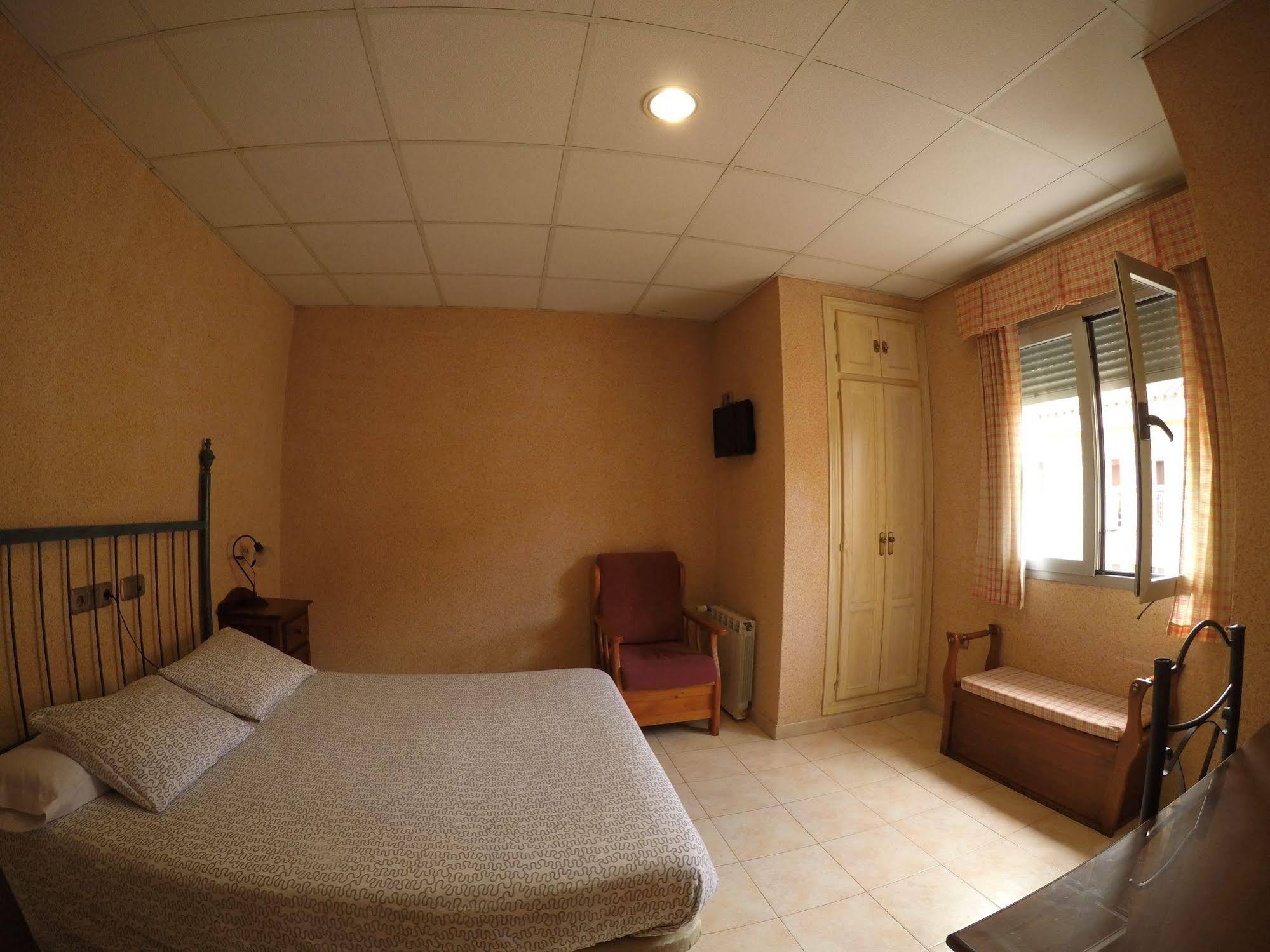 Hostal La Casa de Enfrente